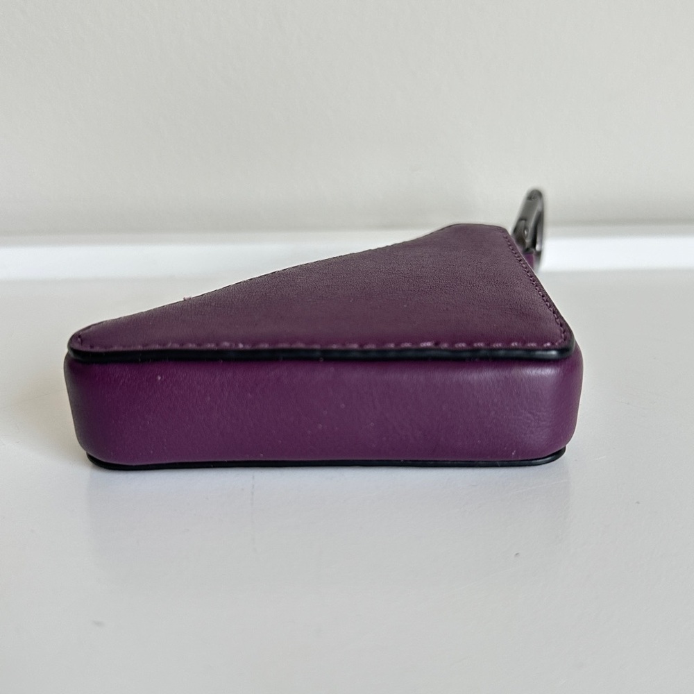 Coach Triangle Zip Pouch Leather Dark Grape Carabiner C5647 - Picture 12 of 17